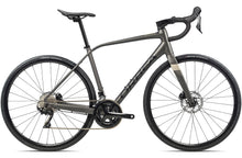  2022 ORBEA AVANT H30-D - Shimano 105 R7000 (M103) Endurance Road Bike